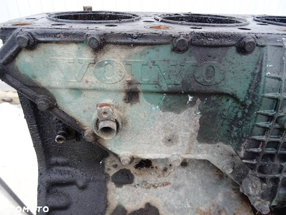 BLOK SILNIKA  VOLVO FH12 1993 - 2022 FH 12/380 279 kW [379 KM] 6x2 1993 - 2005 D12A380 - 7