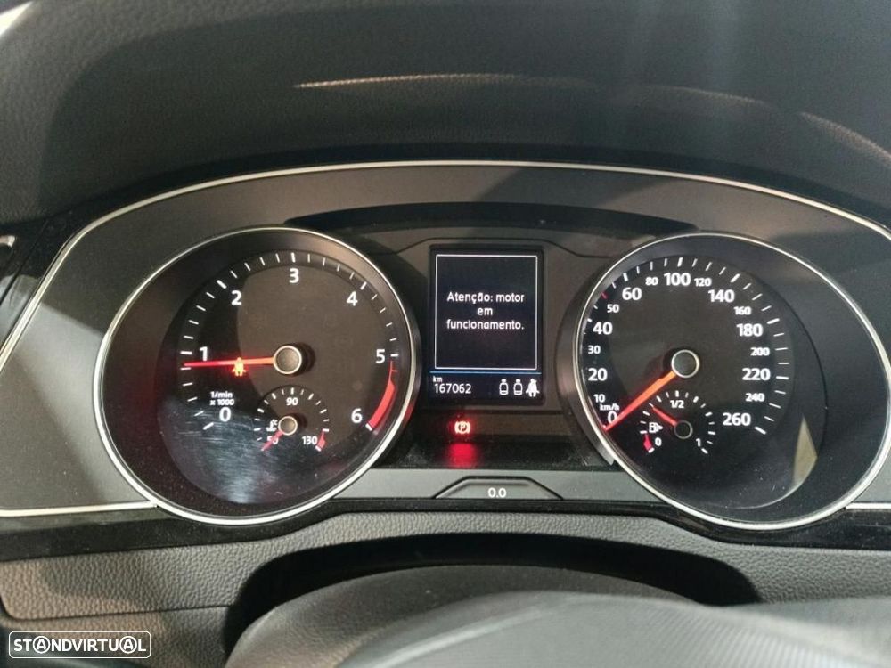 VW Passat Variant 2.0 TDI Business DSG - 7