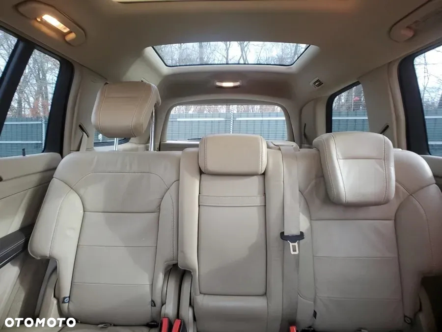 Mercedes-Benz GL 500 4-Matic - 13