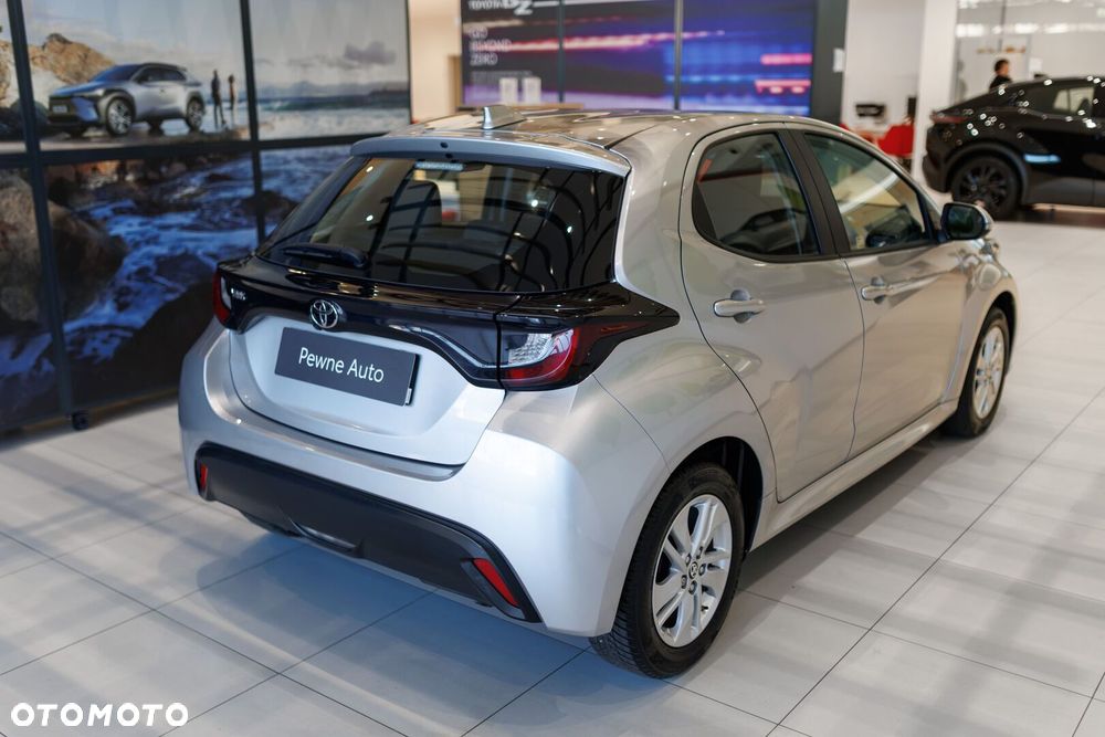 Toyota Yaris 1.5 Comfort - 12