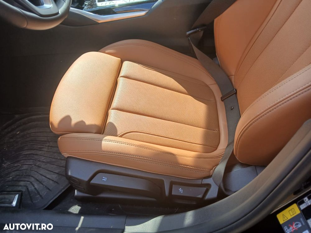 BMW Seria 3 318i AT - 12