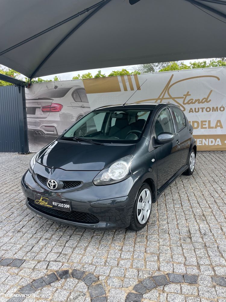 Toyota Aygo - 2