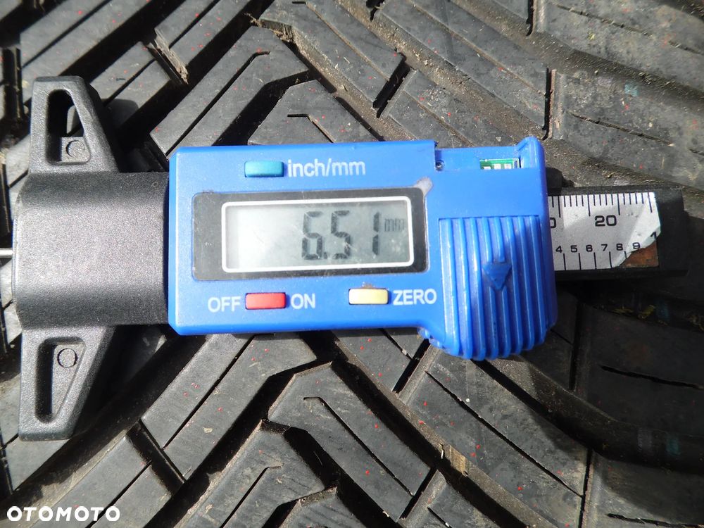 Opona Continental AllSeason Contact 225/55 R17 6,5mm - 2