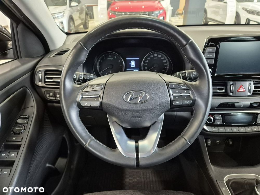 Hyundai i30 1.0 T-GDI Smart - 28