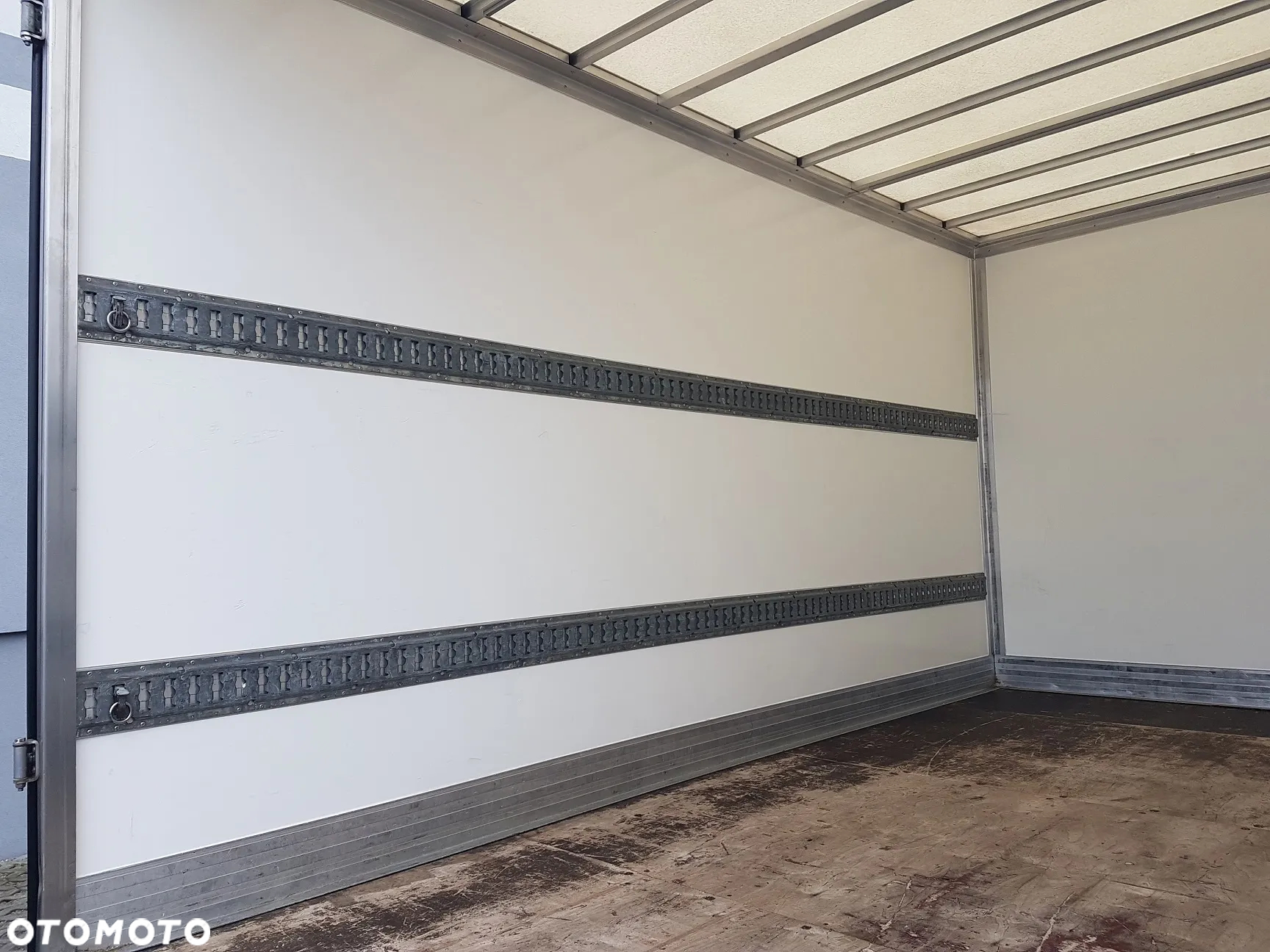 Renault MASTER KONTENER 8EP 4,21x2,23x2,22 KLIMA KRAJOWY MANUAL  6-BIEGÓW - 26