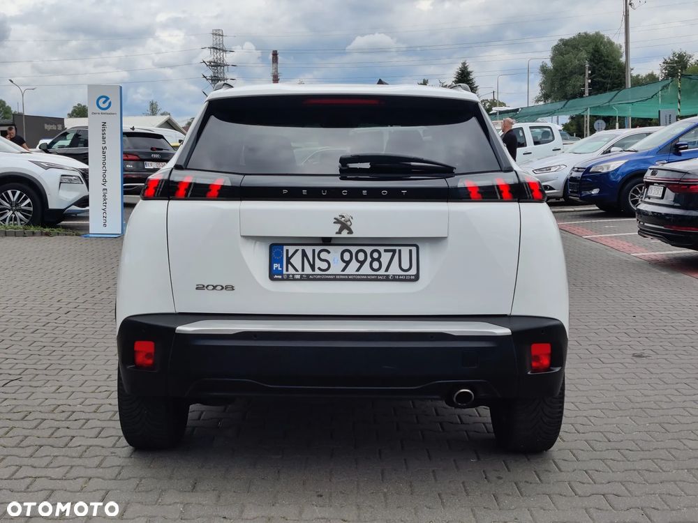Peugeot 2008 1.5 BlueHDi Allure S&S EAT8 - 6
