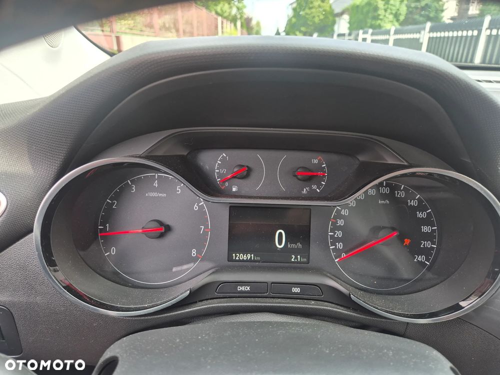 Opel Crossland X 1.2 T Enjoy S&S - 17