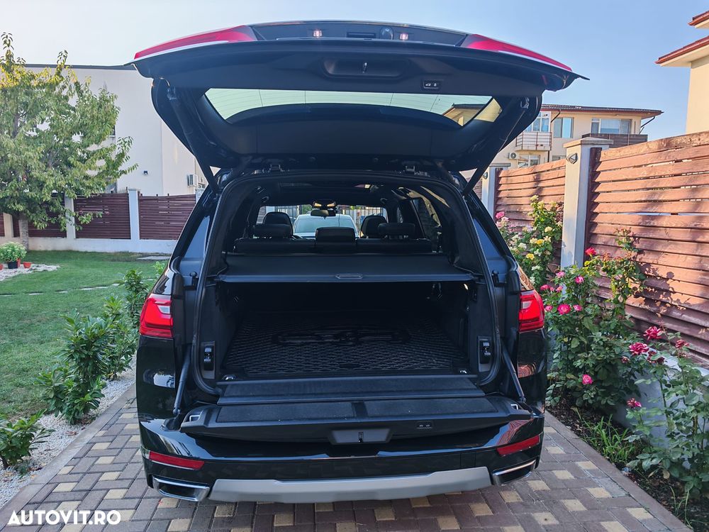 BMW X7 xDrive40d MHEV - 11