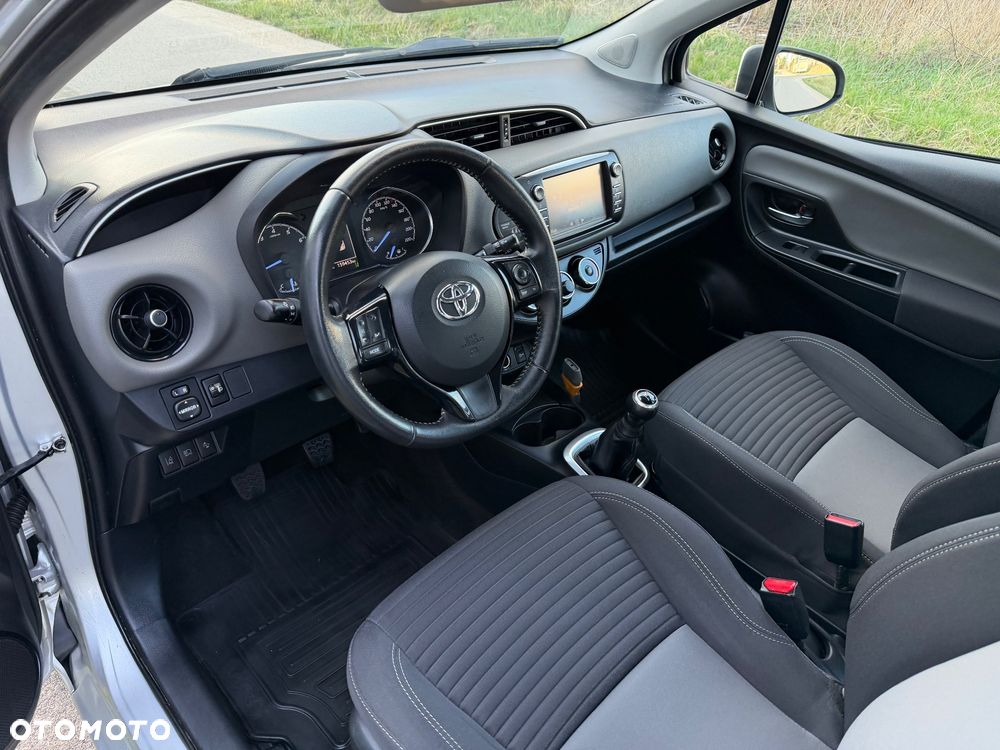 Toyota Yaris 1.0 VVT-i Life - 29