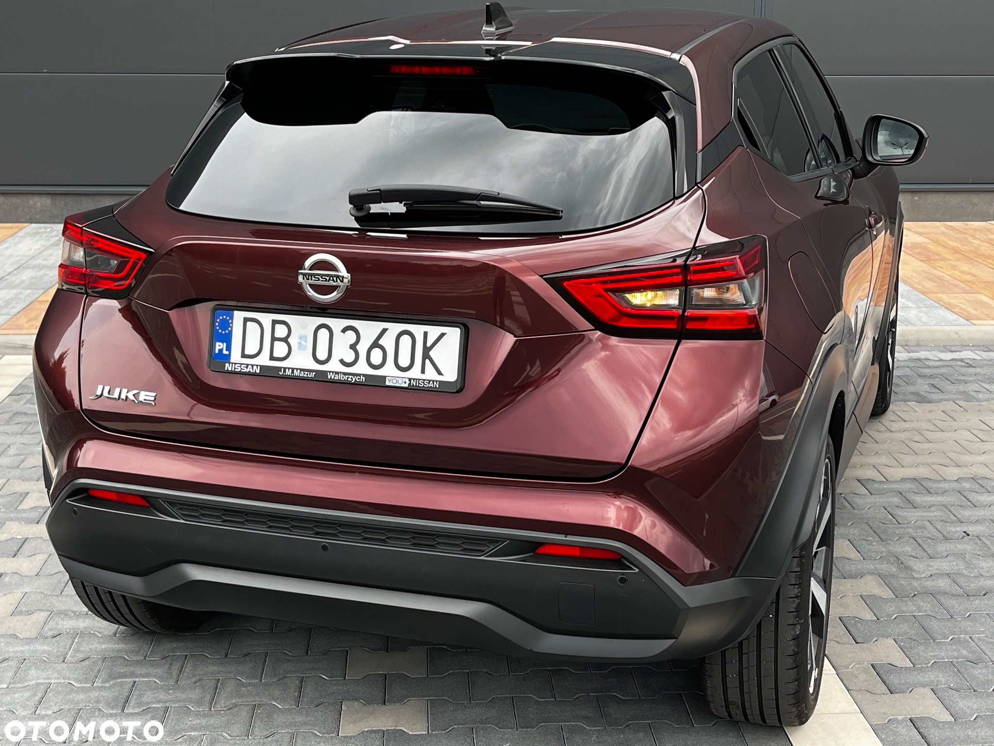 Nissan Juke 1.0 DIG-T N-Connecta - 8