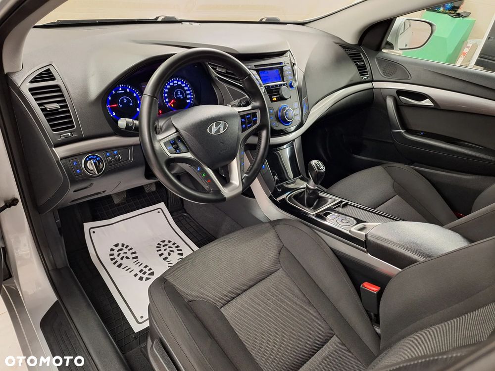 Hyundai i40 i40cw 1.6 Fifa World Cup Edition - 16