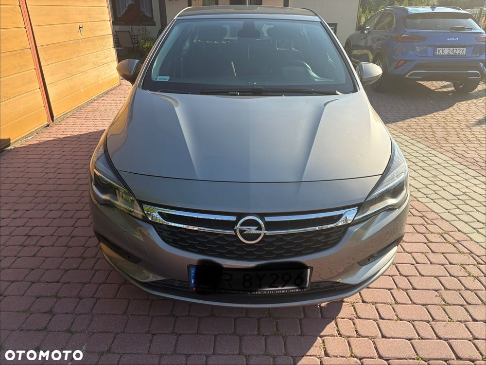 Opel Astra 1.4 T Enjoy - 4