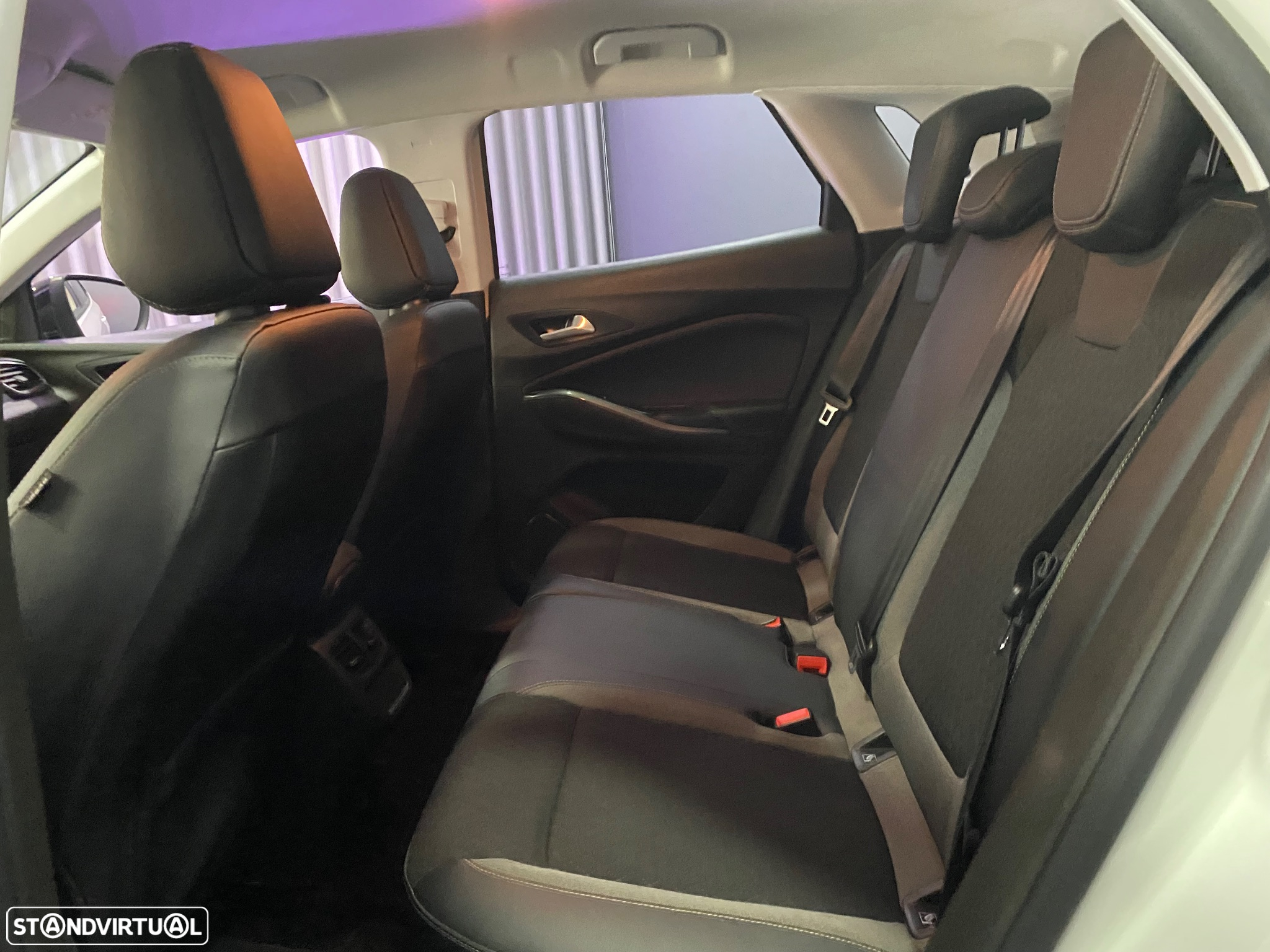 Opel Grandland X 1.5 CDTI Innovation AT - 28