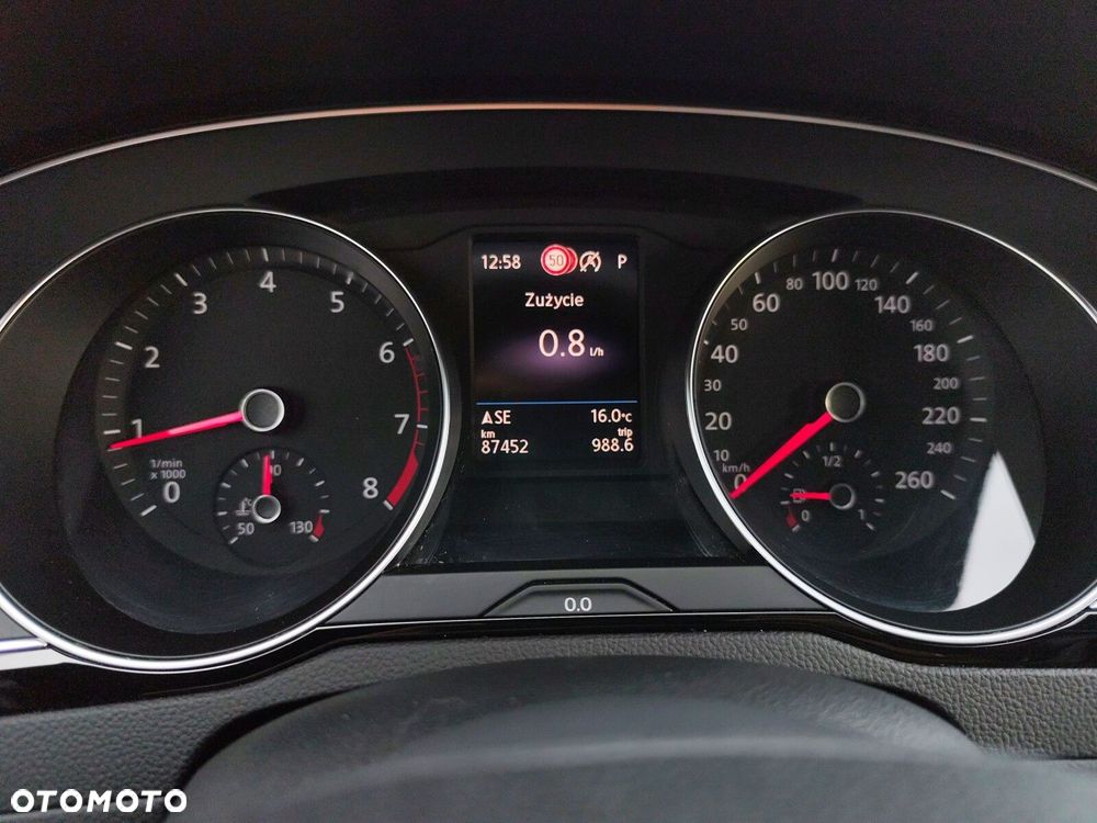 Volkswagen Passat 2.0 TSI Business DSG - 22