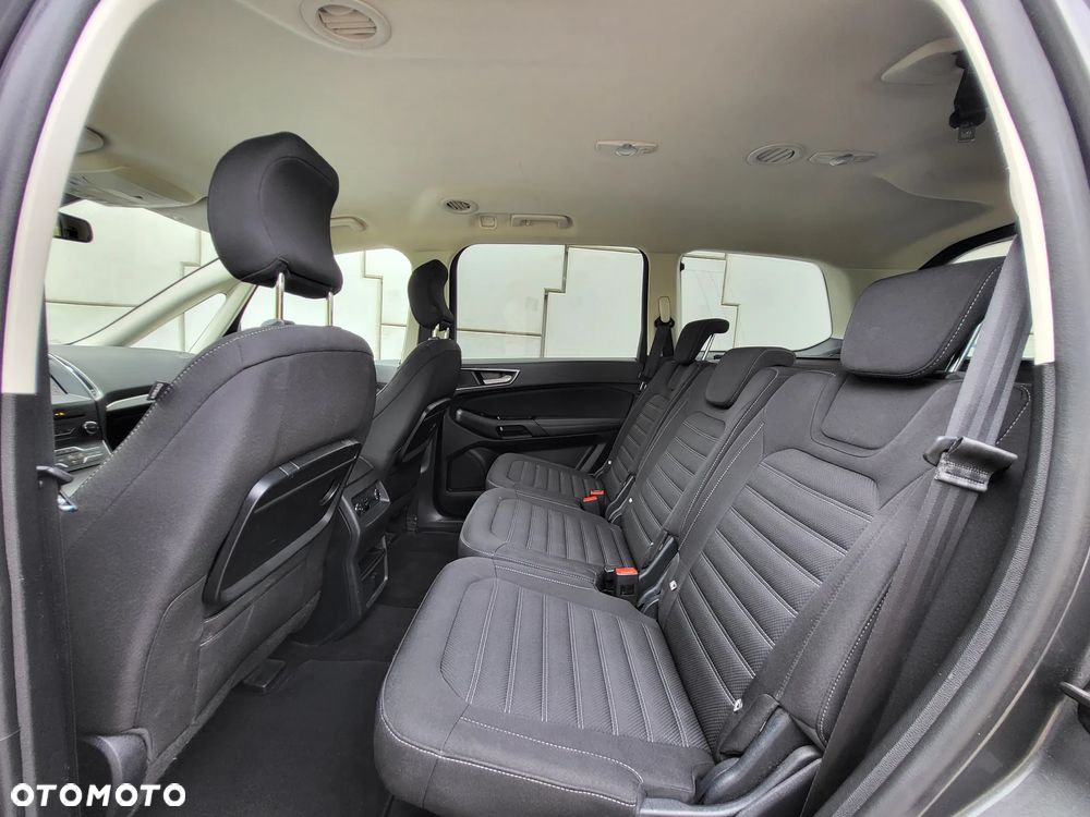 Ford Galaxy - 27
