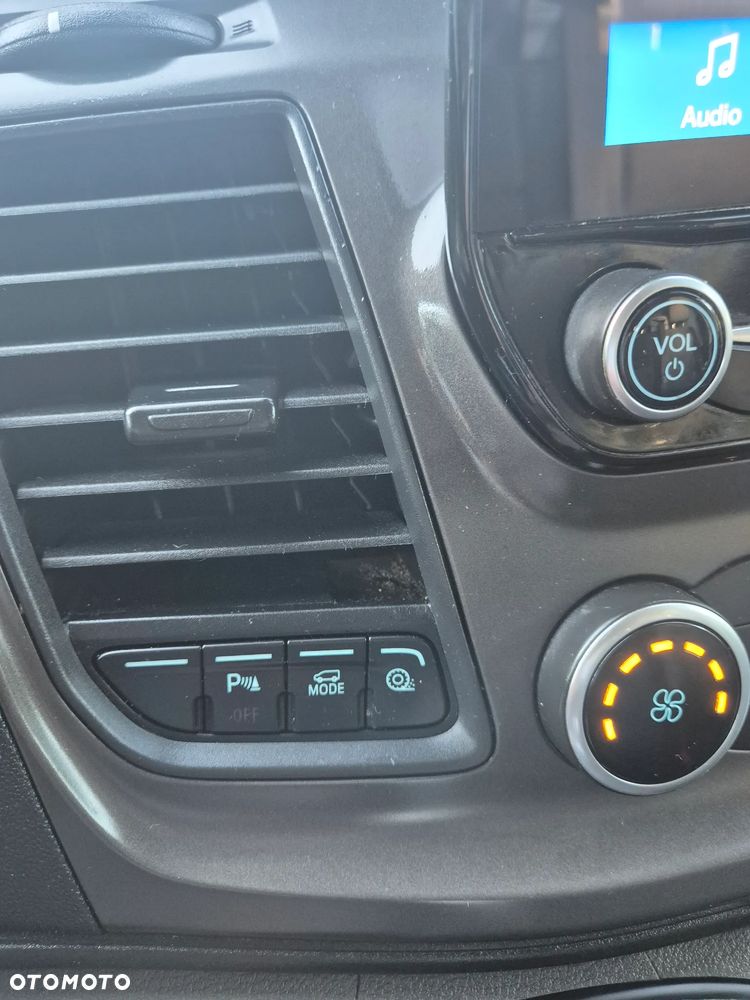 Ford Custom 2.0Tdci 2020r 130 koni 150tys km Ledy kamera klima webasto Super stan - 30