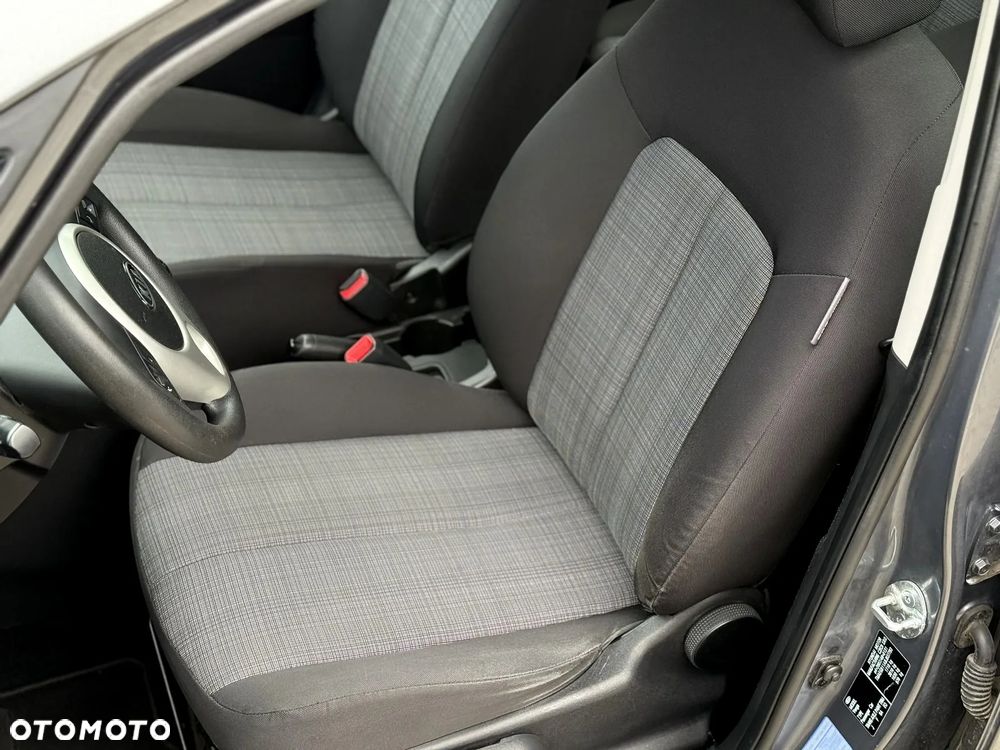 Kia Venga 1.4 CVVT Vision - 26