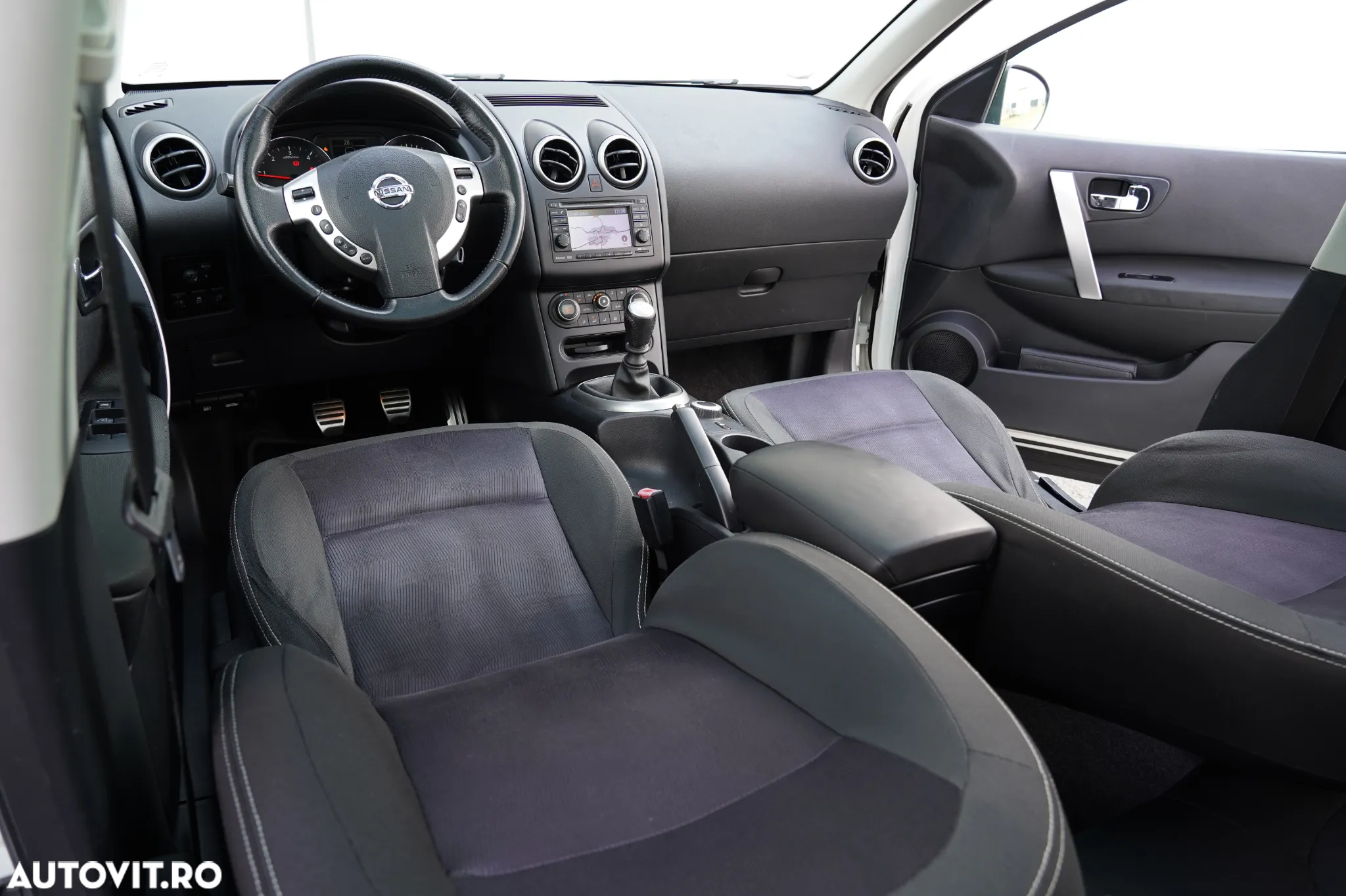 Nissan Qashqai 1.6 DCI 4 x 4 DPF Start/Stop 360 - 9