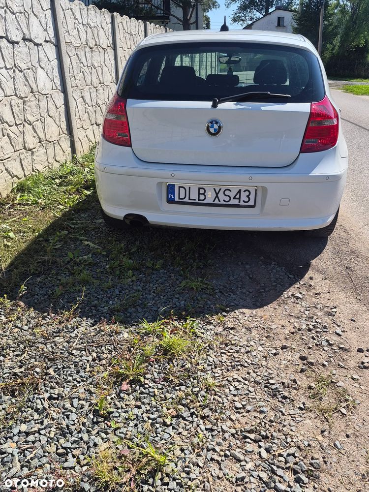 BMW Seria 1 116I 2008 photo 5