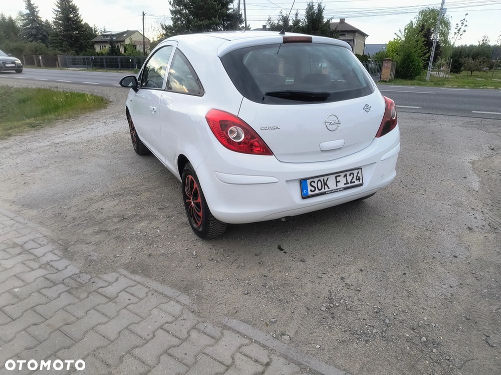 Opel Corsa 1.2 16V Color Edition - 9