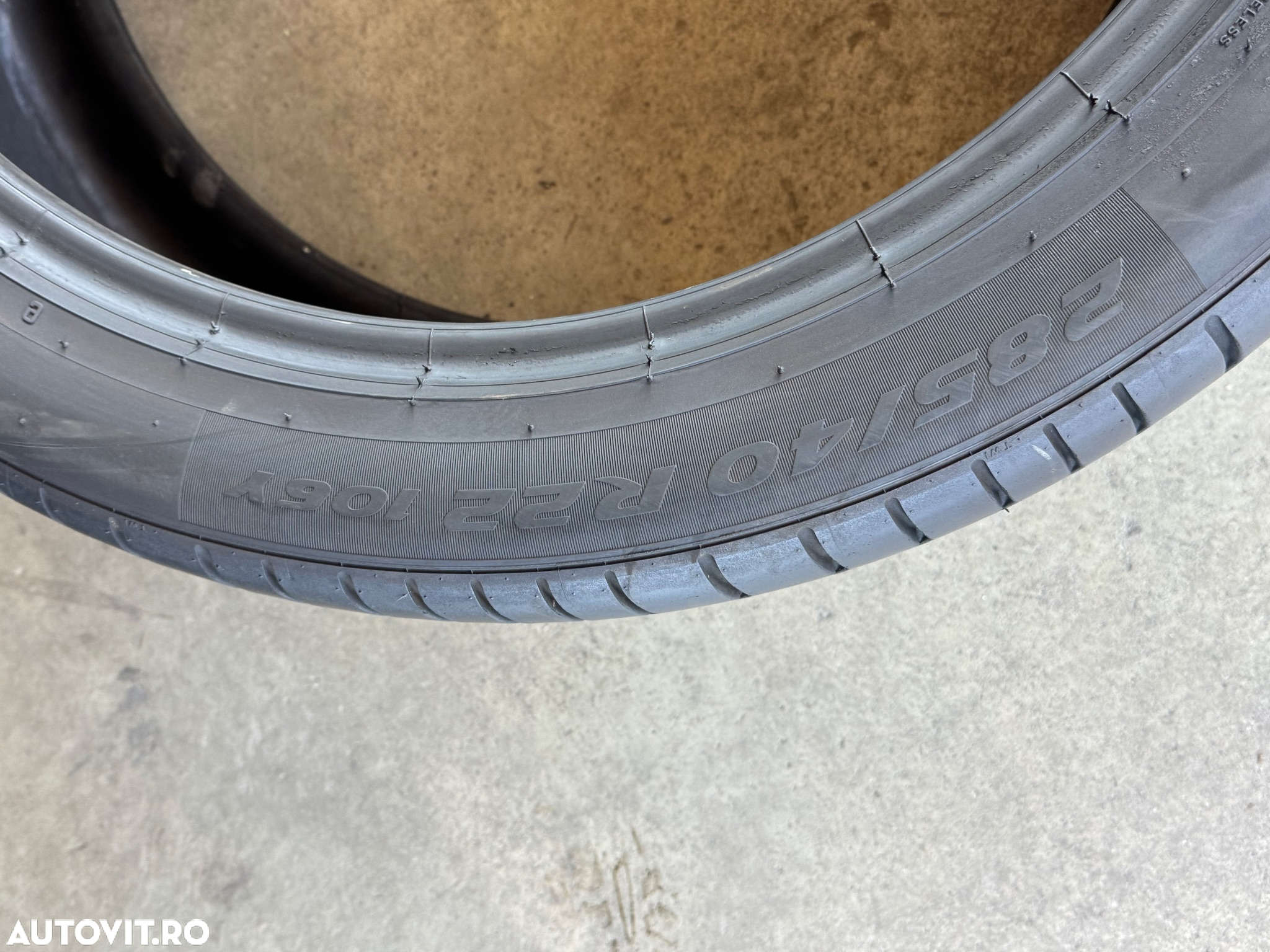 Vând 4 anvelope 285/40/22 Pirelli de vară ca noi - 7