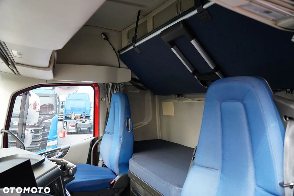 Volvo FH 460 / ZESTAW TANDEM / 120 M3 / PRZEJAZDOWY / I-SAVE / KLIMA POSTOJOWA  / OŚ PODNOSZONA I SKRĘTNA  / 2021 ROK / - 27