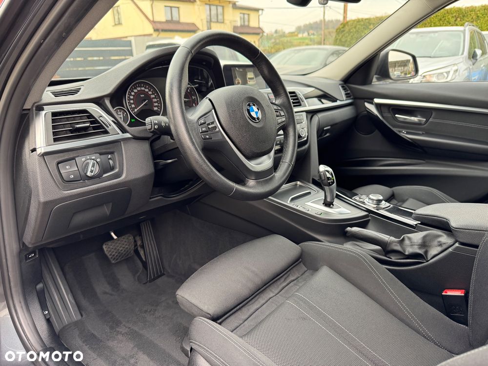 BMW Seria 3 320d xDrive Edition M Sport Shadow - 18