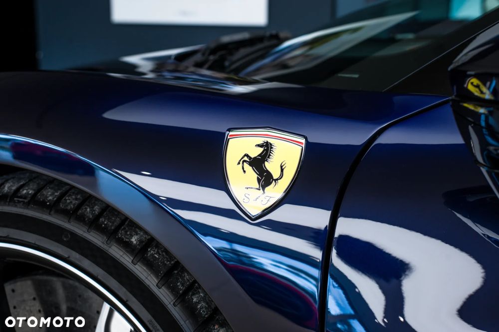 Ferrari 296 GTB - 11