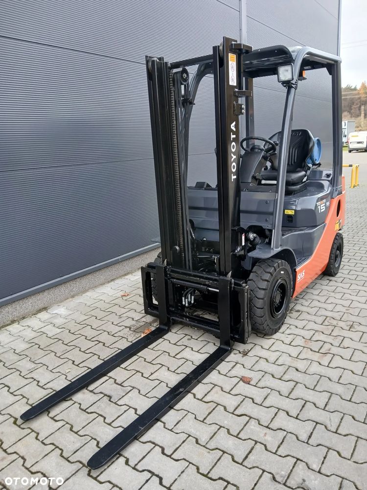 Toyota 02-8FGF15 - 4