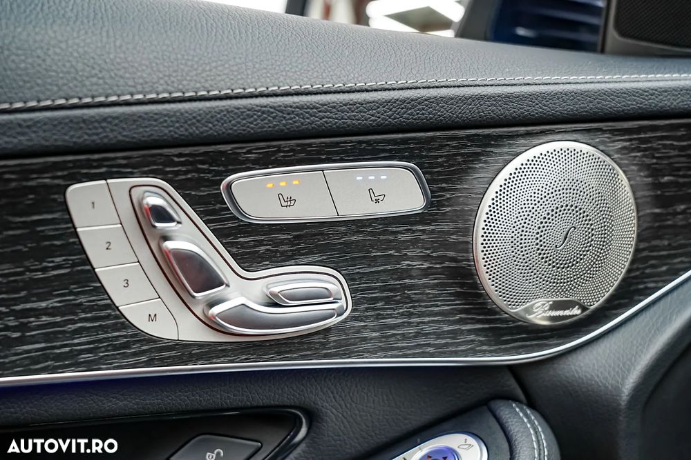 Mercedes-Benz GLC Coupe 300 e 4Matic 9G-TRONIC AMG Line Plus - 17