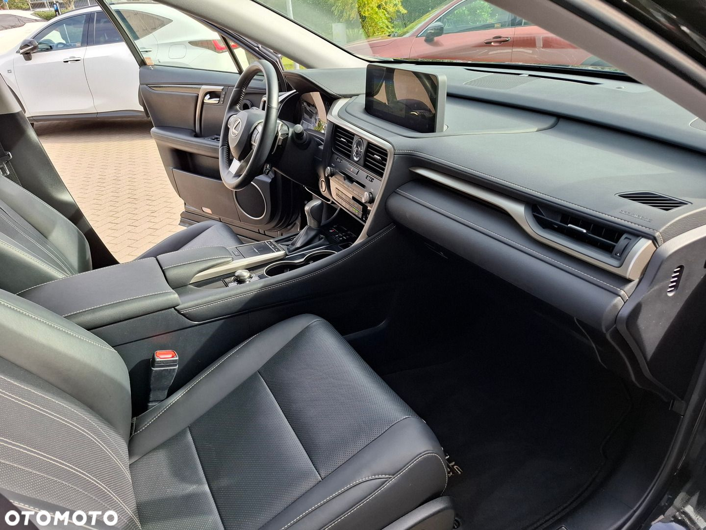 Lexus RX - 19