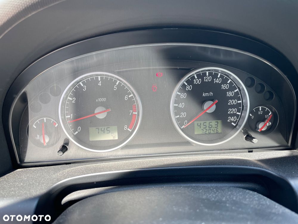 Ford Mondeo - 18