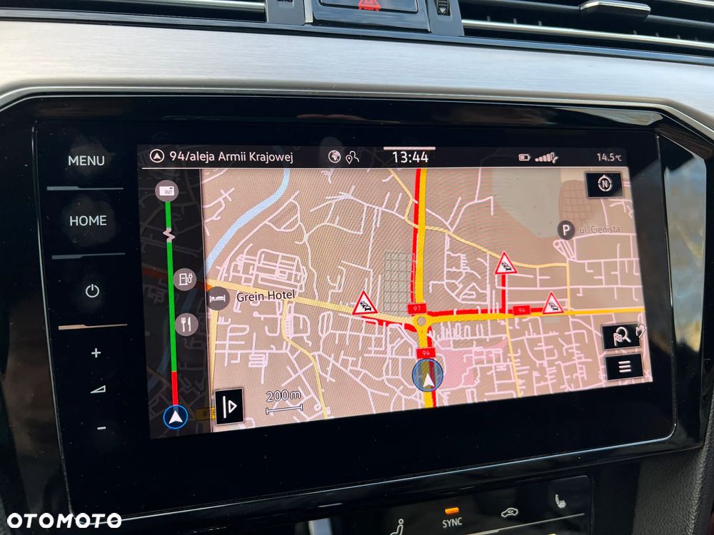 Volkswagen Passat - 24