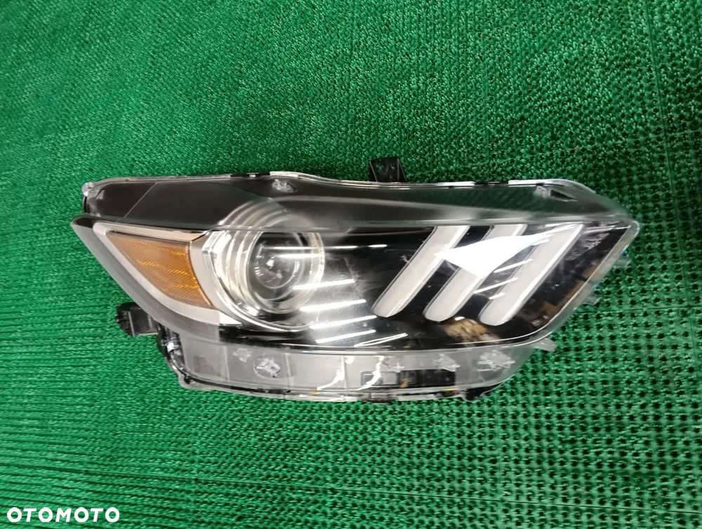 FORD MUSTANG USA 14-17r Lampa Przód Prawa Lewa USA - 3