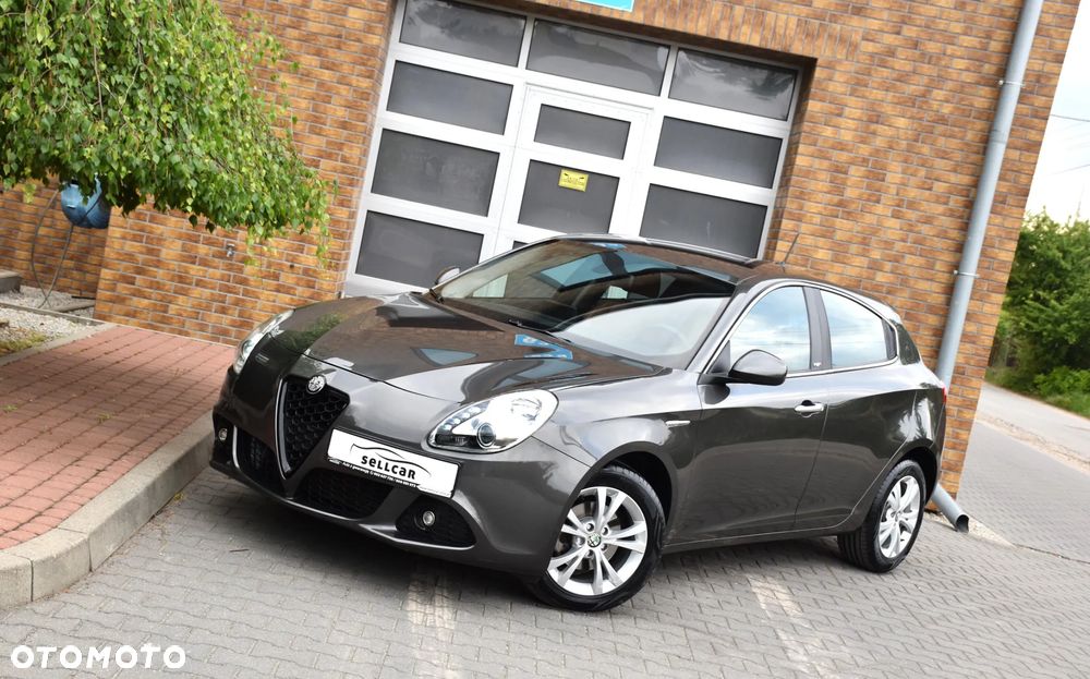 Alfa Romeo Giulietta 1.6 JTDM Distinctive - 1