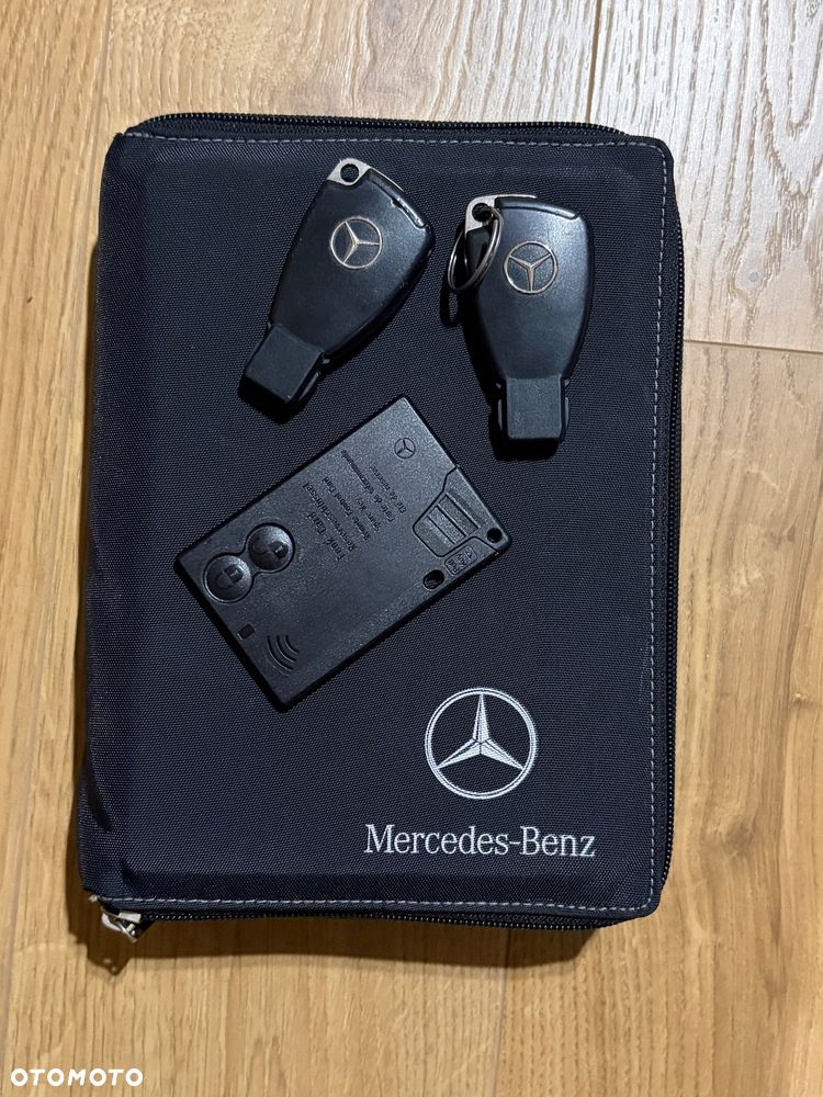 Mercedes-Benz SLK 350 7G-TRONIC - 36