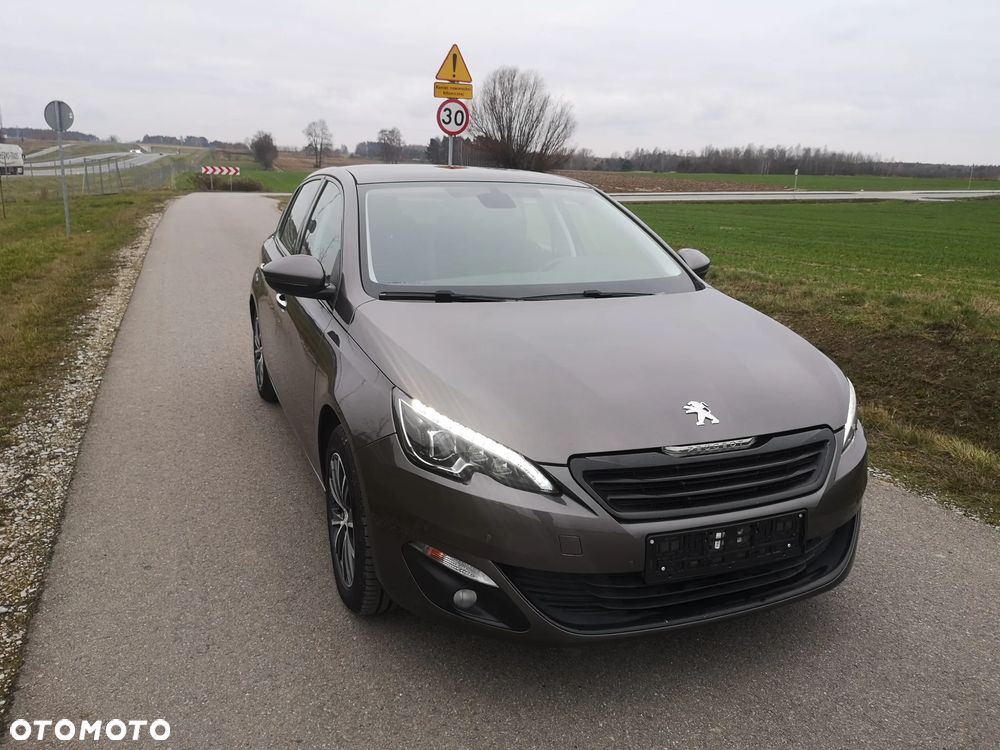 Peugeot 308 125 THP Allure - 17