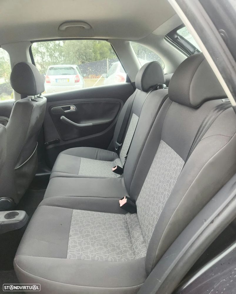 SEAT Ibiza 1.2 12V Reference - 11