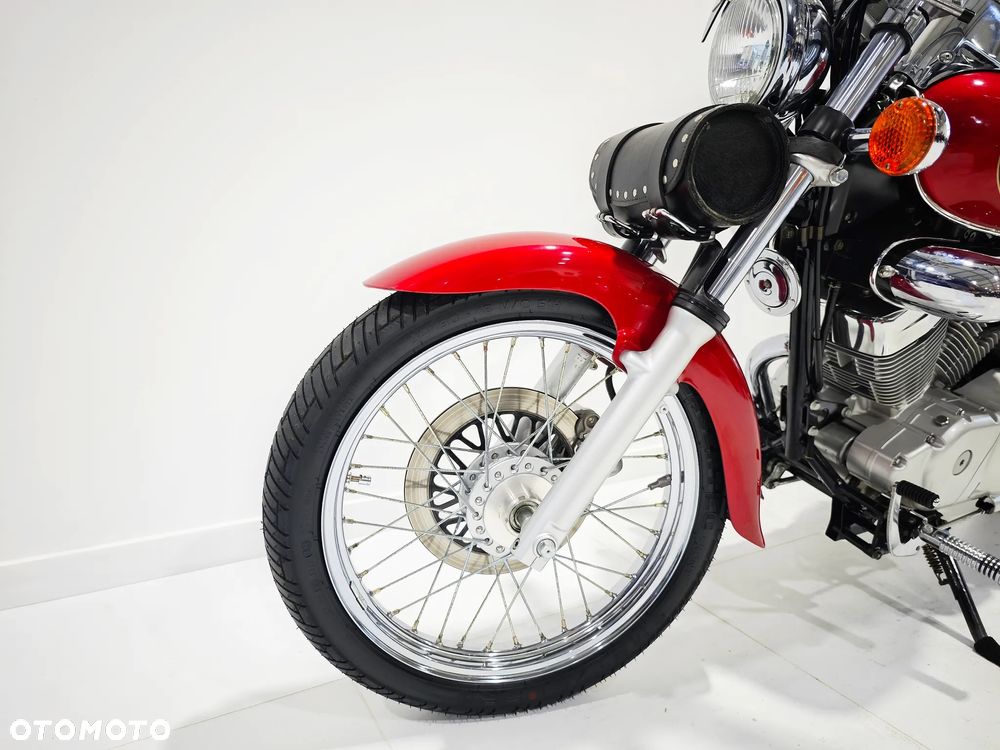 Suzuki Intruder - 13