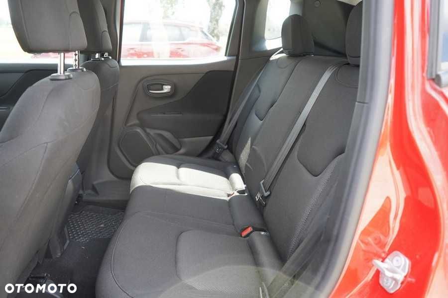 Jeep Renegade - 8