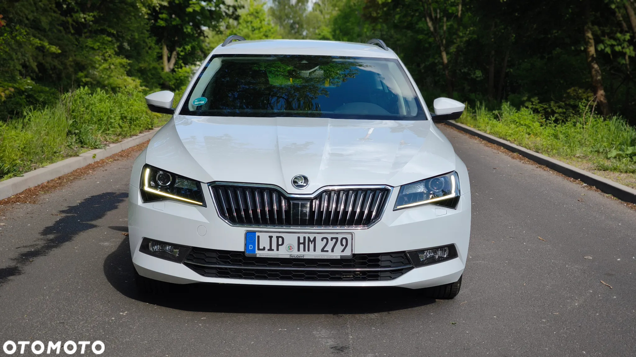 Skoda Superb 2.0 TDI 4x4 DSG Ambition - 5