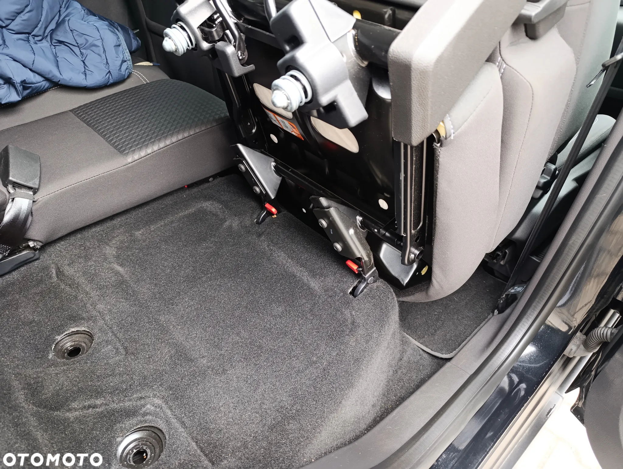 Ford C-MAX - 33