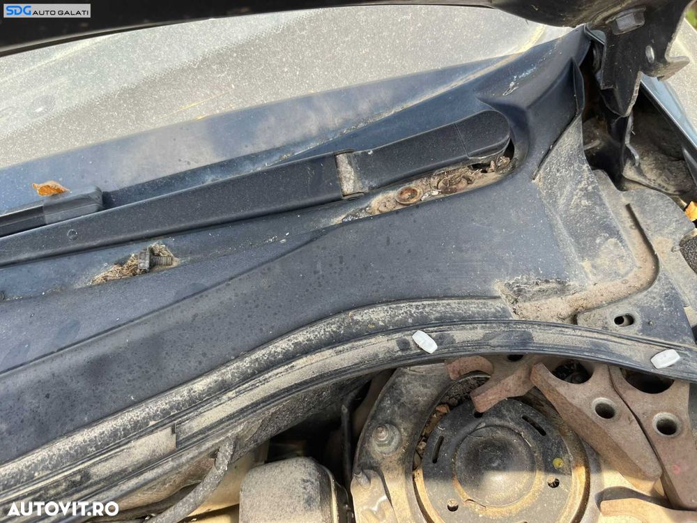 Capac Ornament Plastic Stanga de la Stergatoare Parbriz Toyota Avensis T25 2003 - 2009 [C6249] - 2