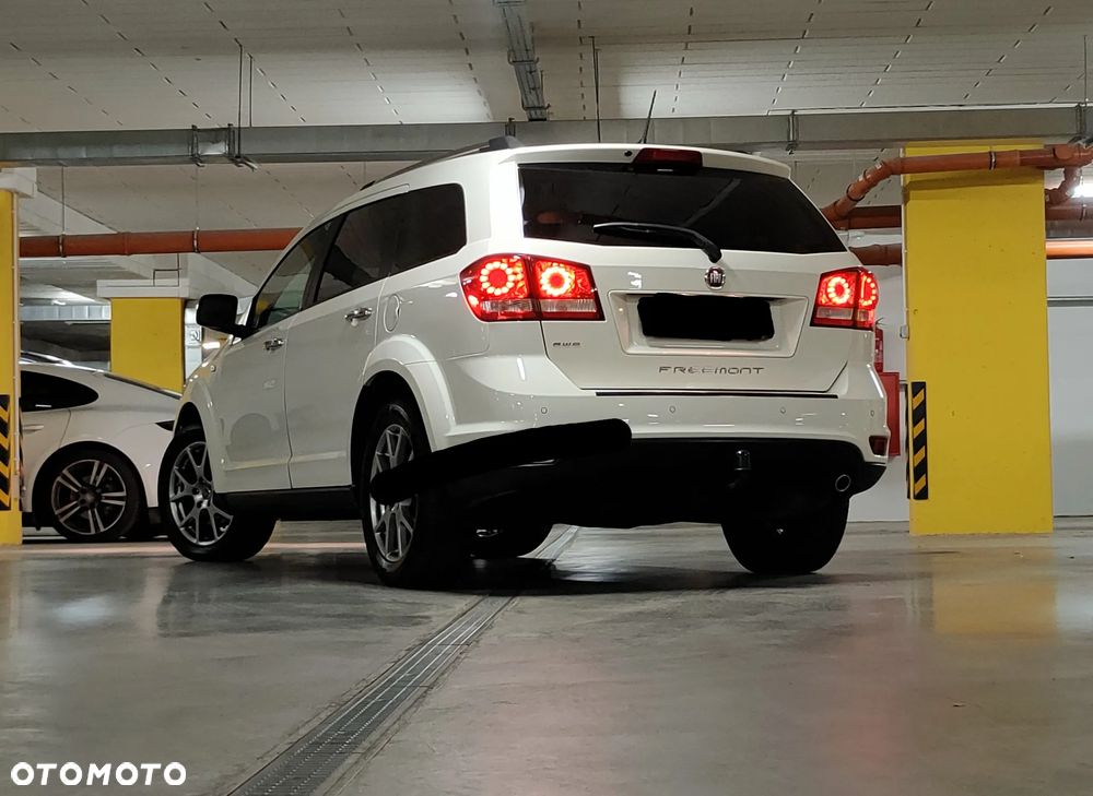 Fiat Freemont 2.0 Multijet 16V DPF Automatik Allrad Lounge - 11