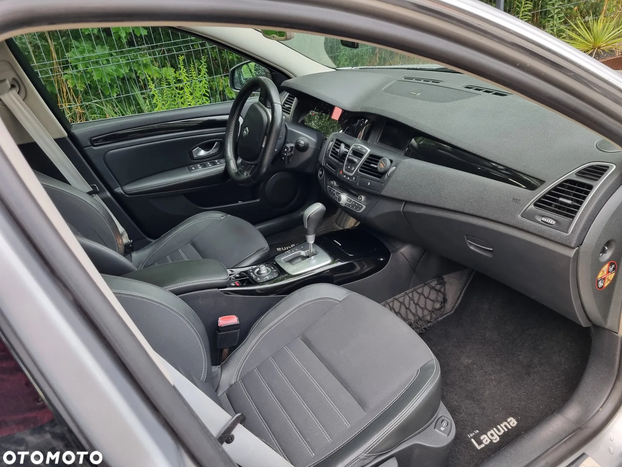 Renault Laguna 2.0 dCi Bose Edition - 15