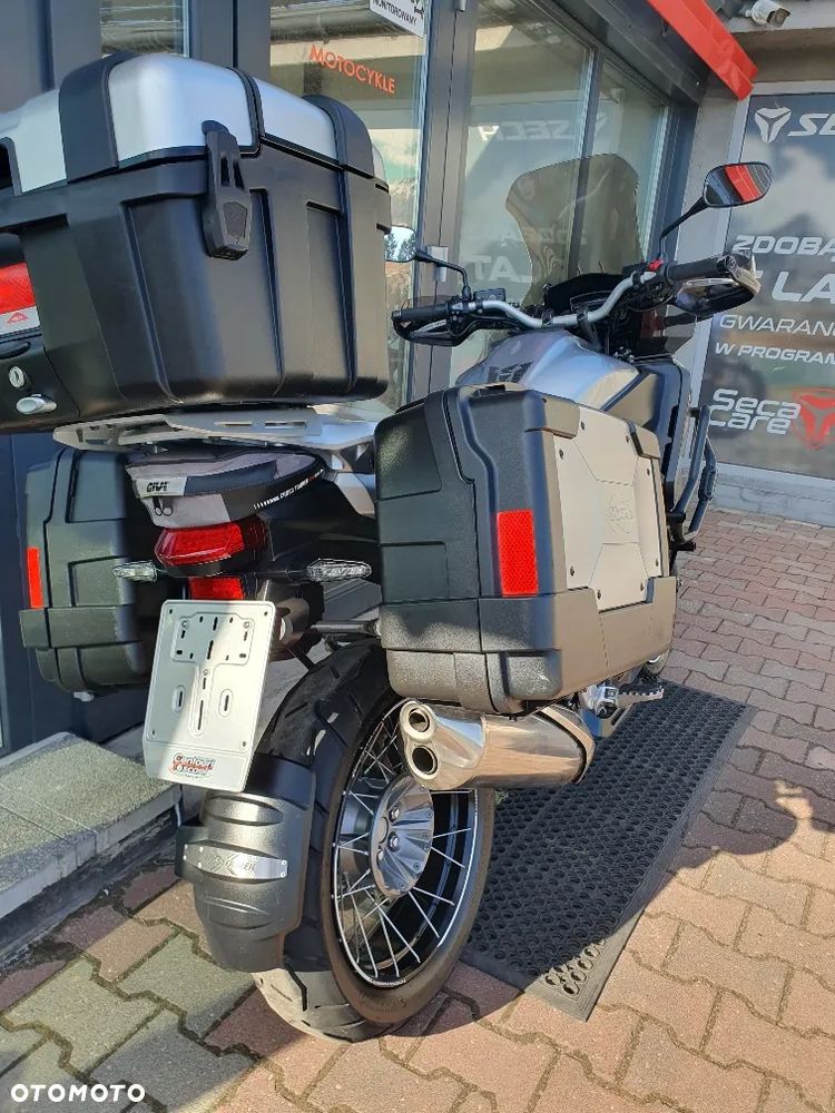 Honda VFR - 26
