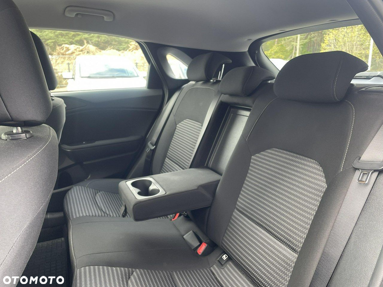 Kia Ceed - 16