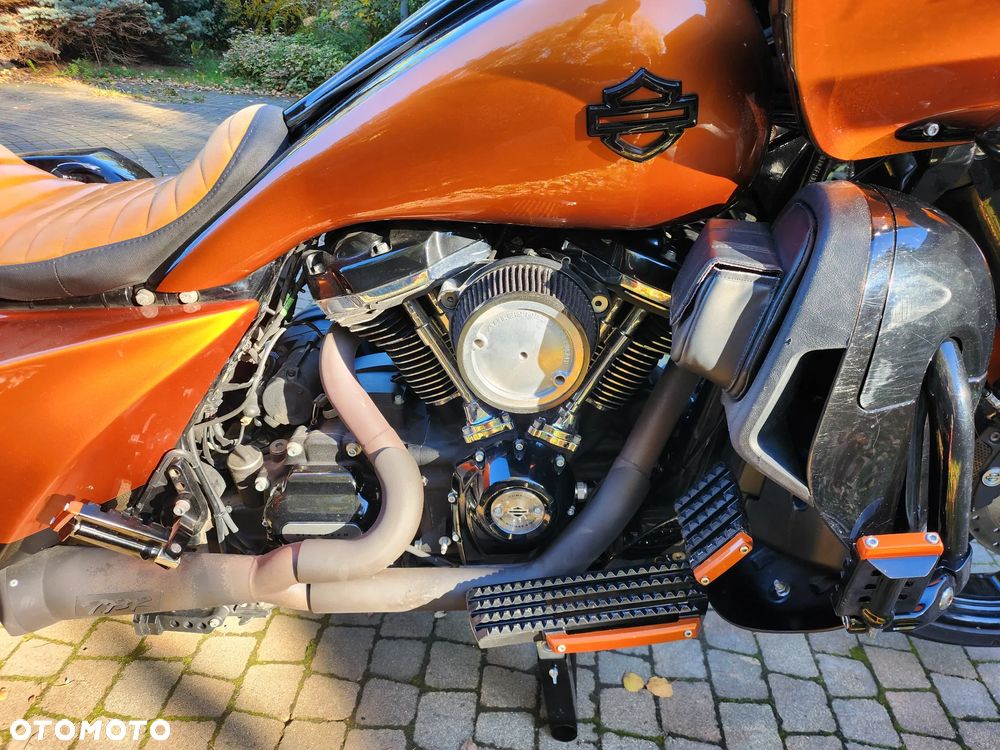 Harley-Davidson Touring Road Glide - 10