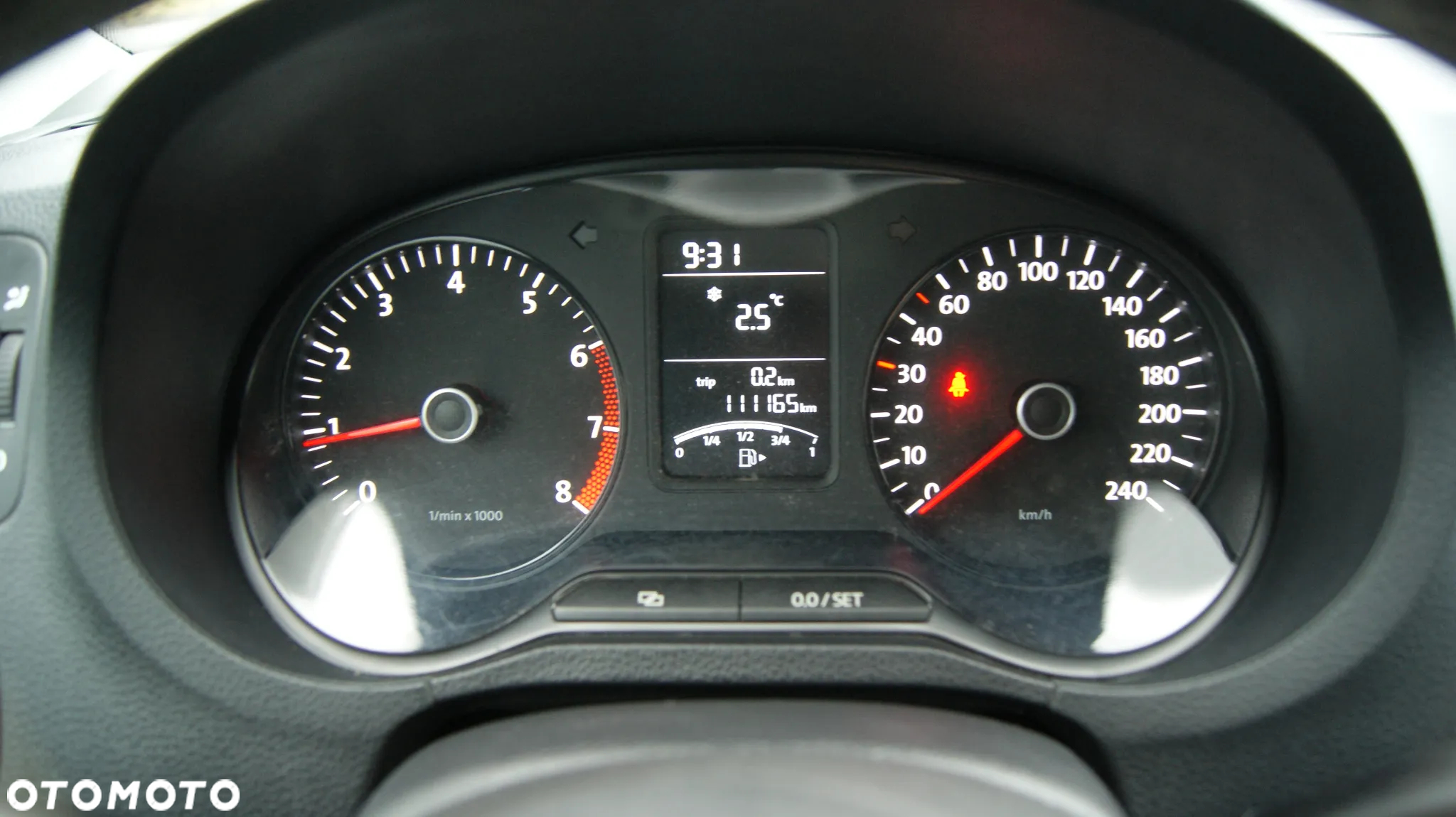 Volkswagen Polo 1.2 MATCH - 10