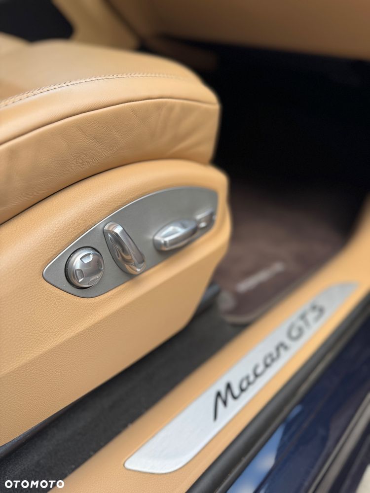 Porsche Macan GTS - 18